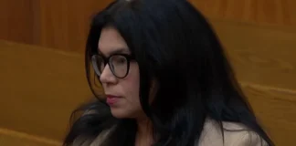 Former Miami-Dade School board member sentenced for stealing 100K from school district Former Miami-Dade County Public Schools board member Lubby Navarro