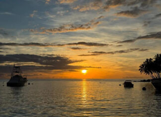 Why early morning dives in Kona feel more special