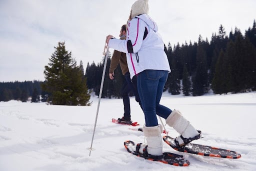 snowshoe tour